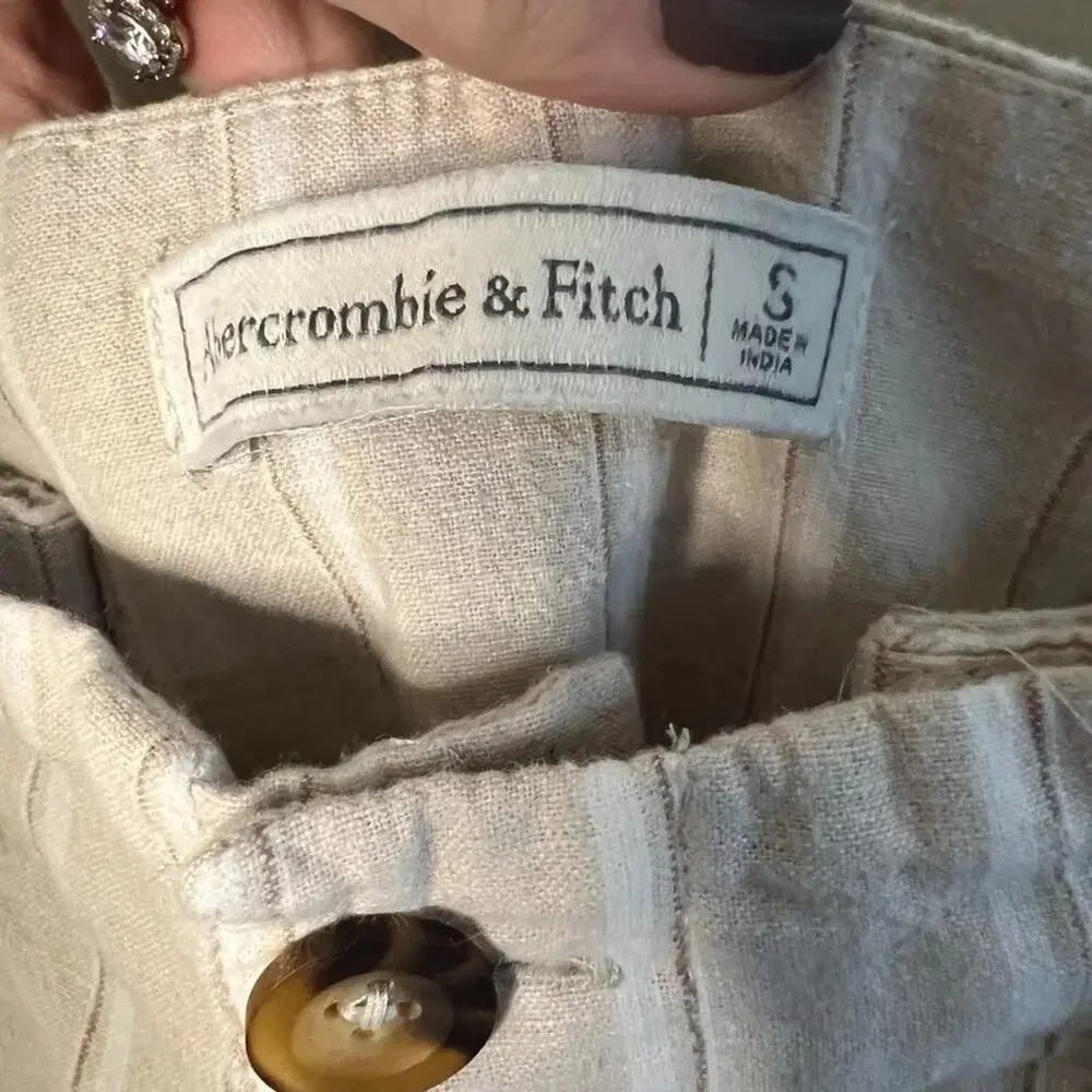 Abercrombie Paperbag Shorts white and tan striped Size Small
